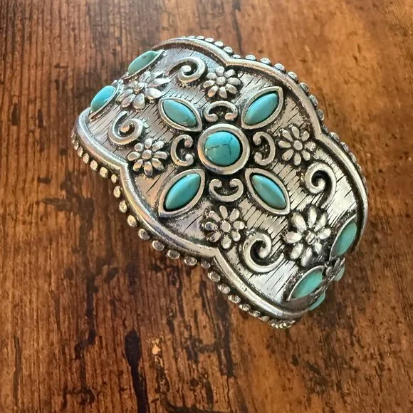 Western Cowgirl Turquoise Gemstone Floral Wide Cuff Bracelet in Mixed Metals - Picture 3 of 11